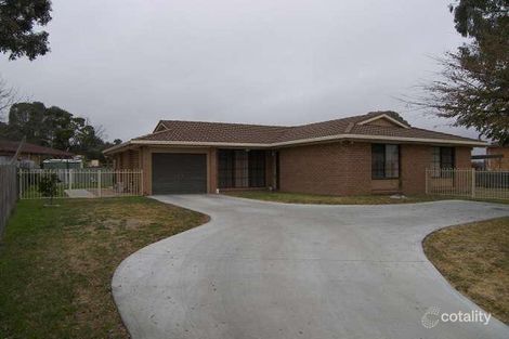 6 Hamilton Cres, Armidale, NSW 2350