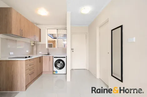 4/4 Bank St, Meadowbank, NSW 2114