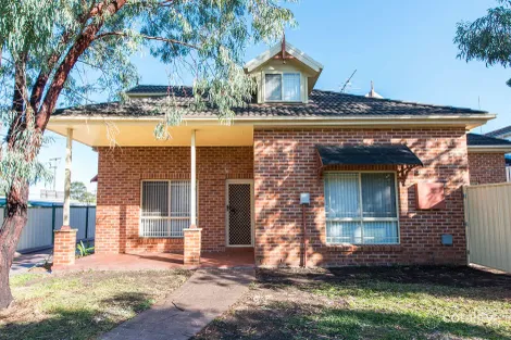 1/27 Blaxland Ave, Penrith, NSW 2750