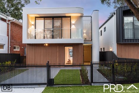 39b Monie Ave, East Hills, NSW 2213