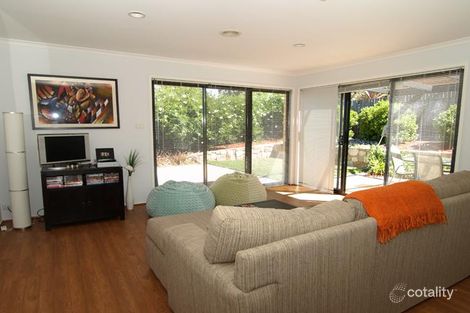 Property photo of 27 Unwin Avenue Jerrabomberra NSW 2619