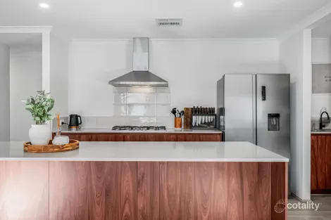24 Leopard Rd, Banksia Grove, WA 6031