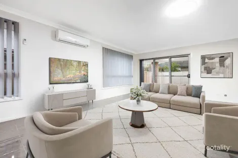 Property photo of 10 Denton Road Spring Farm NSW 2570
