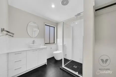 Property photo of 29 Bendigo Drive Tarneit VIC 3029