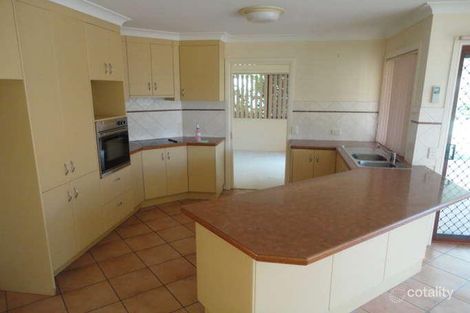 Property photo of 17 Mozart Place Mount Ommaney QLD 4074