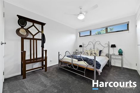 Property photo of 2/12 Kilvington Court Berwick VIC 3806