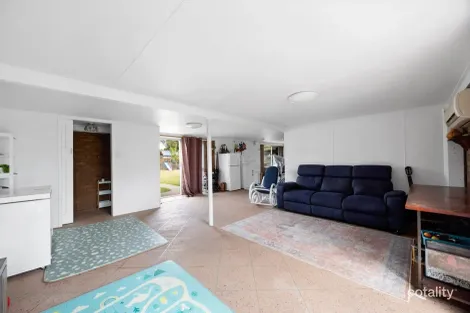 Property photo of 6 Osprey Close Slade Point QLD 4740
