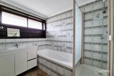 Property photo of 24 Sanderling Street Werribee VIC 3030