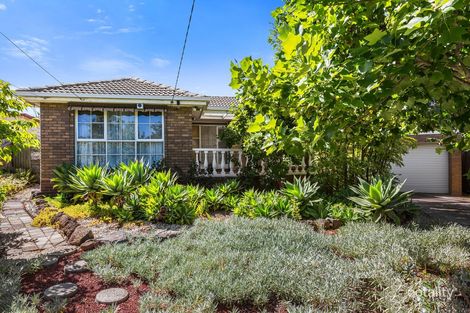 Property photo of 9 Greenwich Court Glen Waverley VIC 3150