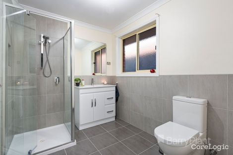 Property photo of 23 Viewgrand Way Greensborough VIC 3088