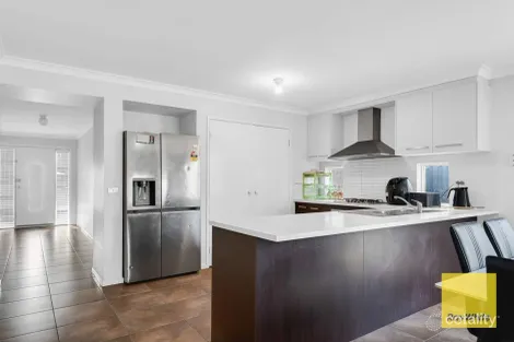 Property photo of 8 Conway Cross Derrimut VIC 3026