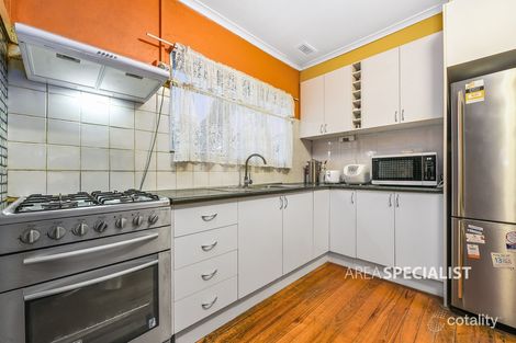 Property photo of 35 Latham Crescent Dandenong North VIC 3175