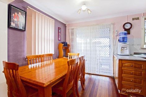 Property photo of 1 Kemira Place Cartwright NSW 2168