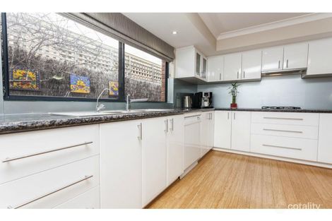 Property photo of 24 Kingfisher Place Stirling WA 6021