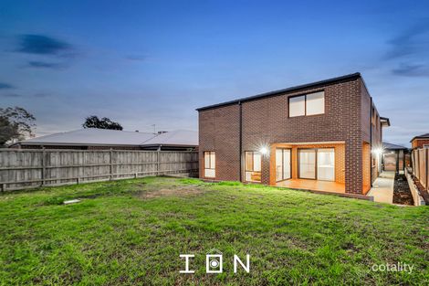 Property photo of 12 Freshfields Drive Cranbourne North VIC 3977