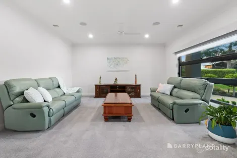 Property photo of 3 Kellaway Court Wantirna VIC 3152