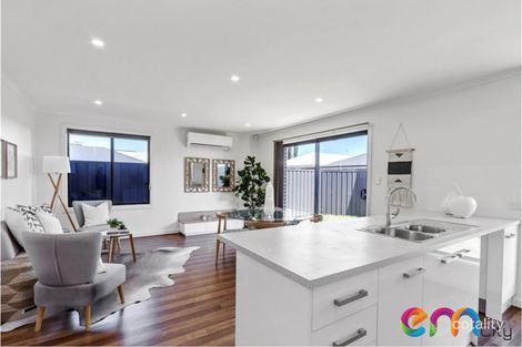 Property photo of 4/37 Saints Road Salisbury Plain SA 5109