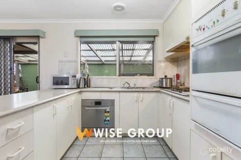 Property photo of 25 Amber Drive Hampton Park VIC 3976