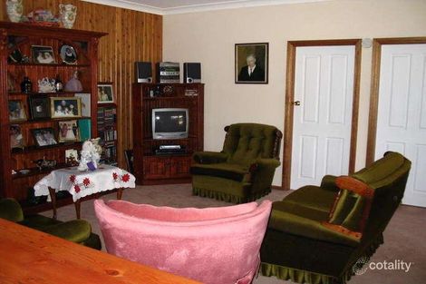 Property photo of 25 Binalong Street Young NSW 2594