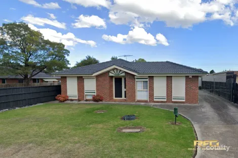 Property photo of 17 Flint Crescent Delahey VIC 3037