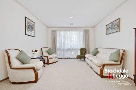 Property photo of 3 Sceptre Court Taylors Lakes VIC 3038