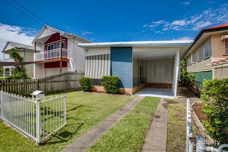 32 Stewart Pde, Manly, QLD 4179