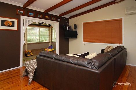 Property photo of 18 Bolong Crescent Ferny Hills QLD 4055