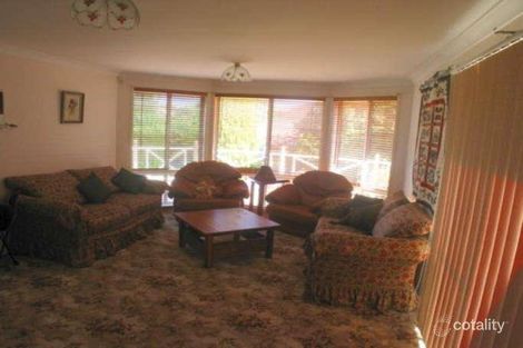 Property photo of 2 Werribee Park Place Glen Alpine NSW 2560