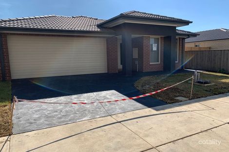 Property photo of 18 Cardex Road Clyde North VIC 3978
