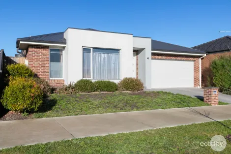 62 Kensington Bvd, Smythes Creek, VIC 3351