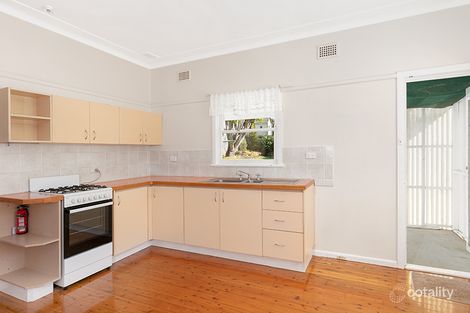 Property photo of 2 Rayner Avenue Narraweena NSW 2099