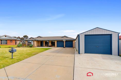 Property photo of 6 Garru Place Glenfield Park NSW 2650