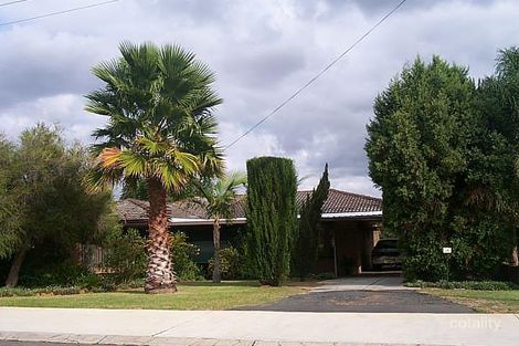 12 Dalwood Rd, Swan View, WA 6056