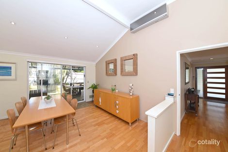 Property photo of 32 Broadbeach Boulevard Hillarys WA 6025