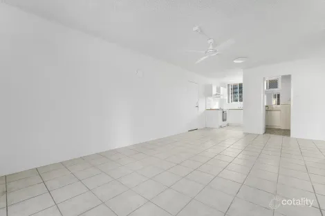 Property photo of 2/20 Vista Street Surfers Paradise QLD 4217