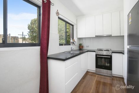 Property photo of 2/14 Pacific Parade Dee Why NSW 2099