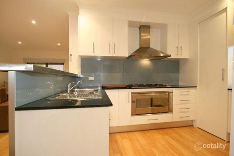 Property photo of 40 Long Place Hughesdale VIC 3166