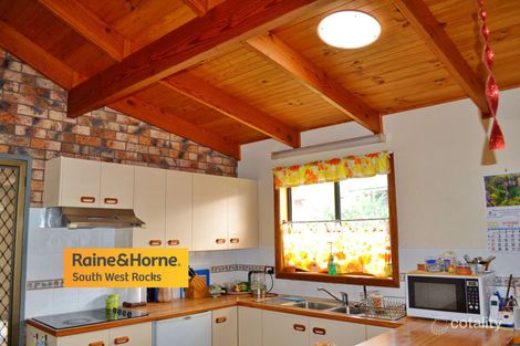 Property photo of 7 Bruce Field Street South West Rocks NSW 2431