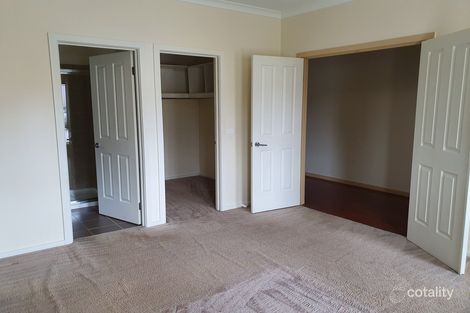 Property photo of 5 Tuross Crescent South Morang VIC 3752