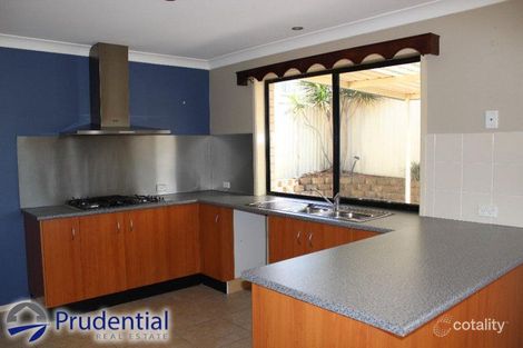 Property photo of 32 McLaughlin Circuit Bradbury NSW 2560