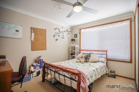 Property photo of 17 Gradburn Parade Jewells NSW 2280