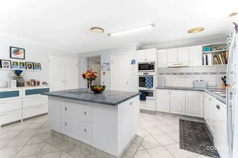 Property photo of 5 Sara Jane Close Kanwal NSW 2259