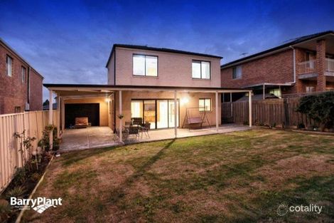 Property photo of 3 Watersedge Way Roxburgh Park VIC 3064