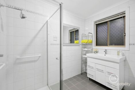 Property photo of 18 Border Drive Mill Park VIC 3082