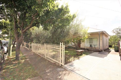 Property photo of 55 Summerhill Road Footscray VIC 3011