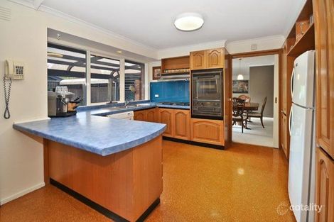 Property photo of 9 Piangal Place Taylors Lakes VIC 3038