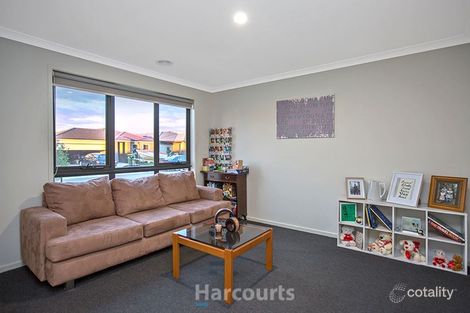 Property photo of 10 Longmeadow Road Officer VIC 3809