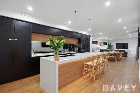 Property photo of 5 Tenardi Court Greenwood WA 6024