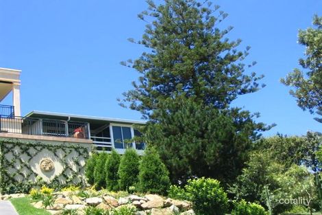 18 Bennett St, Redhead, NSW 2290