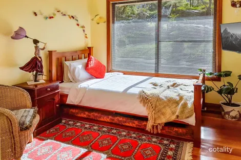 Property photo of 4 Landseer Road Hazelbrook NSW 2779